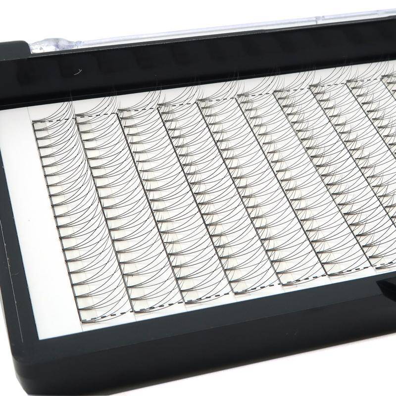 VIP Eyelashes -Pre Fanned Lash Extrensions 12 Lines  3D